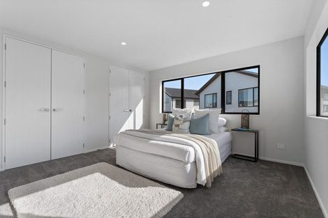 Photo of property in 7 Picnic Point Road, Hobsonville, Auckland, 0616