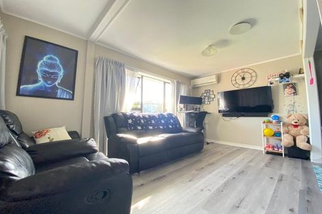 Photo of property in 2/30 Union Street, Papakura, 2110