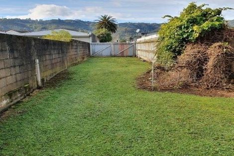 Photo of property in 158 Stokes Valley Road, Stokes Valley, Lower Hutt, 5019