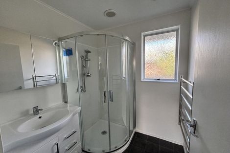 Photo of property in 91 Norana Road, Timberlea, Upper Hutt, 5018