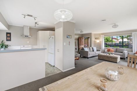 Photo of property in 52 Blake Boulevard, Papamoa Beach, Papamoa, 3118