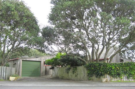 Photo of property in 31 Mace Terrace, Oakura, 4314