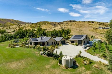 Photo of property in 67 Paterson Road, Nevis, Cromwell, 9384