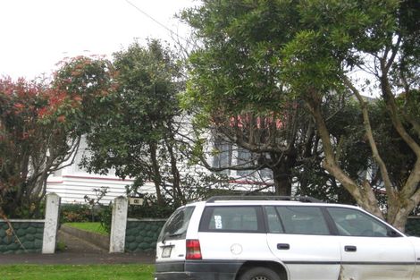 Photo of property in 13 Peace Avenue, Moturoa, New Plymouth, 4310