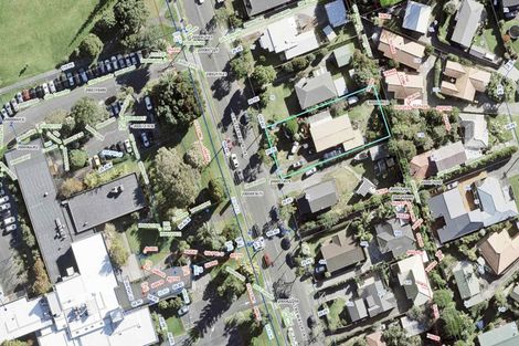 Photo of property in 53 Centreway Road, Orewa, 0931