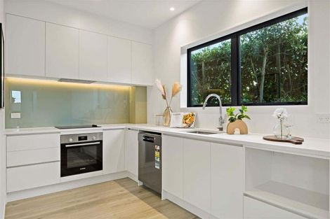 Photo of property in 14c Notre Dame Way, Albany, Auckland, 0632
