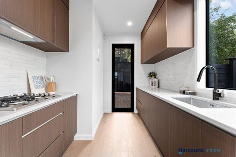 Photo of property in 545 Beach Road, Murrays Bay, Auckland, 0630