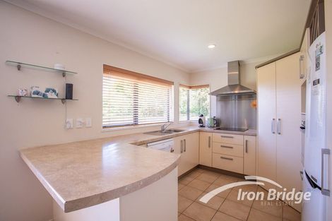 Photo of property in 13 Beaufort Close, Kingsley Heights, Upper Hutt, 5018