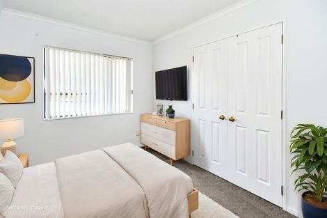 Photo of property in 10 Boderg Way, East Tamaki, Auckland, 2016