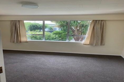 Photo of property in 6 Haylock Grove, Totara Park, Upper Hutt, 5018