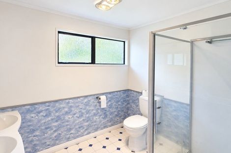 Photo of property in 3 Te Maku Grove, Waikanae, 5036