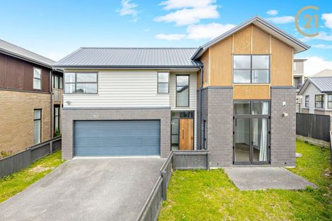 Photo of property in 18 Hirimate Place, Flat Bush, Auckland, 2019
