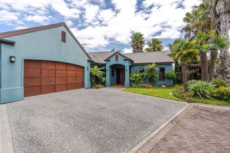 Photo of property in 26 Fendalton Drive, Rototuna, Hamilton, 3210