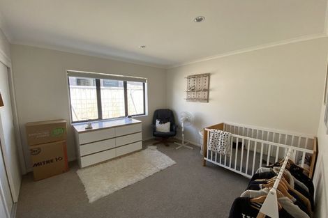 Photo of property in 4 Pohue Avenue, Huapai, Kumeu, 0810