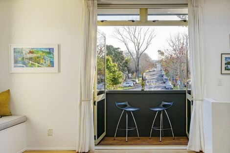 Photo of property in 2/23 Napier Street, Freemans Bay, Auckland, 1011