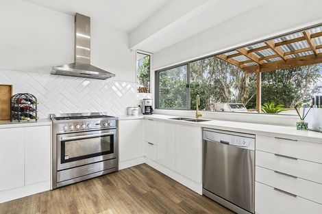 Photo of property in 8 Clansman Terrace, Gulf Harbour, Whangaparaoa, 0930