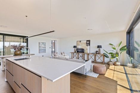 Photo of property in 10a Whiteley Street, Moturoa, New Plymouth, 4310