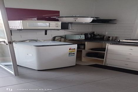 Photo of property in 15 Peach Road, Glenfield, Auckland, 0629