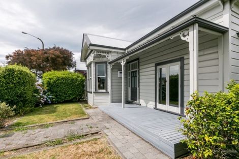 Photo of property in 63 Wellesley Road, Napier South, Napier, 4110