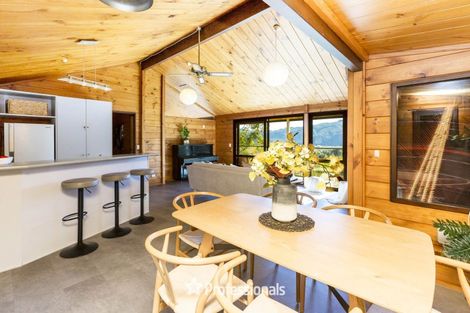 Photo of property in 10 Hobbit Lane, Pinehaven, Upper Hutt, 5371