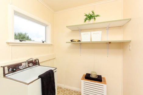 Photo of property in 21 Walsh Road, Westown, New Plymouth, 4310