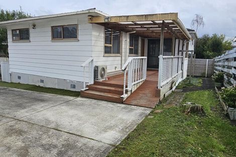 Photo of property in 13 Waari Avenue, Sunnyvale, Auckland, 0612