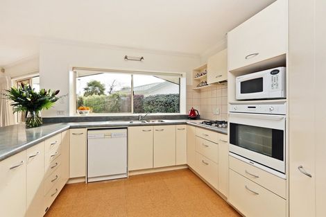 Photo of property in 10 Brompton Drive, Taradale, Napier, 4112