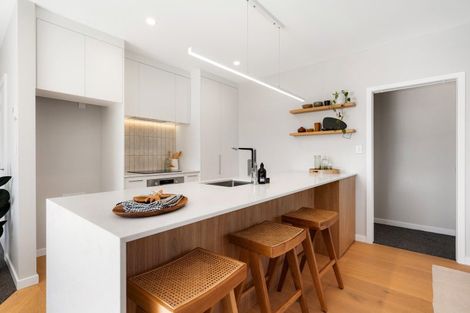 Photo of property in 7/102 Eriksen Road, Te Awa, Napier, 4110