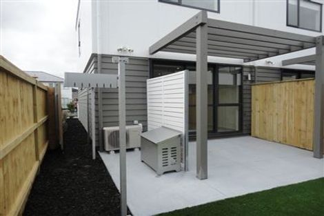 Photo of property in 23 Pencaitland Drive, Flat Bush, Auckland, 2019