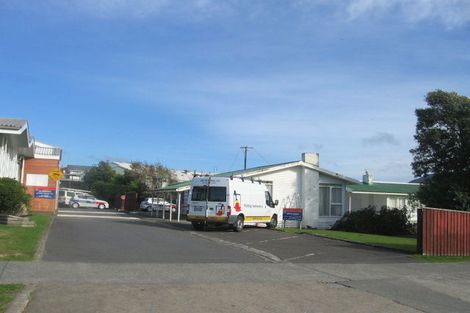Photo of property in 6 Mungavin Avenue, Ranui, Porirua, 5024