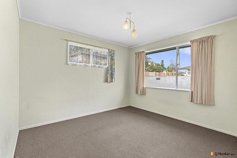 Photo of property in 52 Hobart Crescent, Wattle Downs, Auckland, 2103