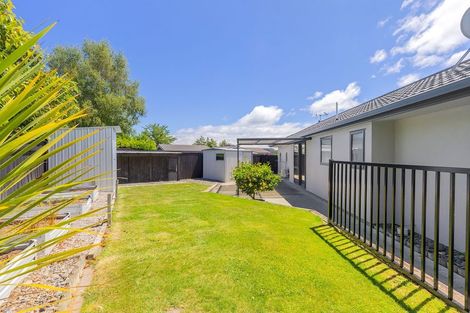 Photo of property in 10 Yasmin Lane, Kinloch, Taupo, 3377