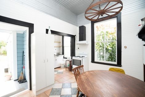 Photo of property in 35 Waldegrave Street, Palmerston North, 4410