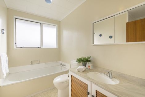 Photo of property in 49 Arawhata Road, Paraparaumu, 5032