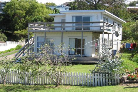 Photo of property in 9 Dunraven Place, Torbay, Auckland, 0630