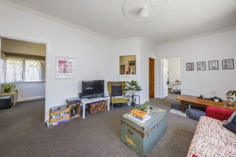 Photo of property in 5a Guy Avenue, Takaro, Palmerston North, 4410