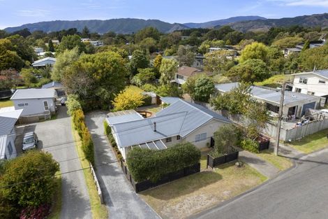 Photo of property in 15 Ruru Road, Otaihanga, Paraparaumu, 5036