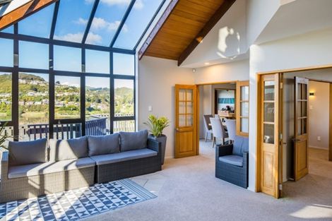 Photo of property in 28a Seaview Road, Paremata, Porirua, 5024