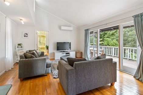 Photo of property in 21 Vienna Place, Birkenhead, Auckland, 0626