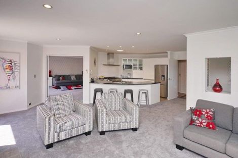 Photo of property in 10 Tawa Place, Parklands, Christchurch, 8083