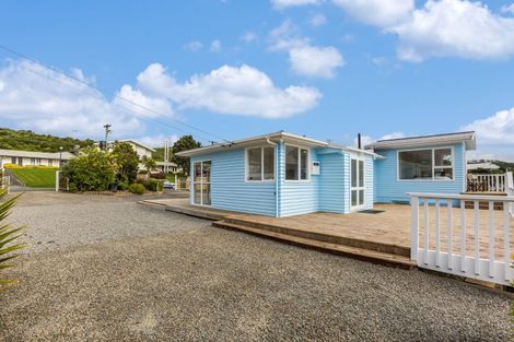 Photo of property in 79 Driver Crescent, Cannons Creek, Porirua, 5024