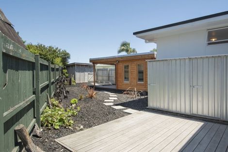 Photo of property in 4 Tahara Crescent, Mount Maunganui, 3116