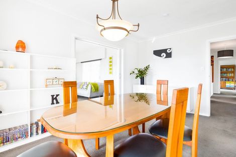 Photo of property in 48 Moana Road, Paraparaumu, 5032