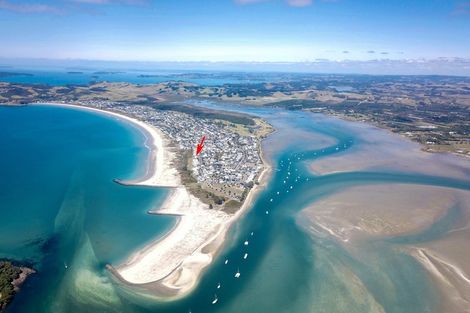 Photo of property in 10 Lagoon Way, Omaha, 0986