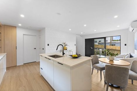 Photo of property in 4/12 Hamlin Road, Mount Wellington, Auckland, 1060