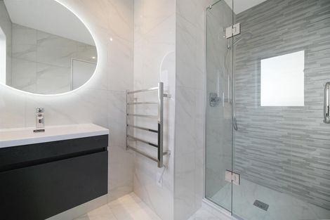 Photo of property in 126c Coronation Road, Hillcrest, Auckland, 0627