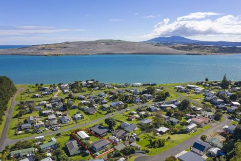 Photo of property in 66 Ash Terrace, Kawhia, 3889