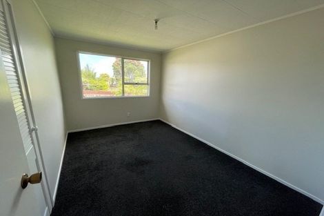 Photo of property in 15 Balwyn Place, Clendon Park, Auckland, 2103