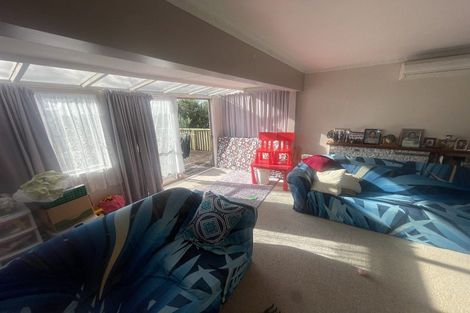 Photo of property in 204 Mungavin Avenue, Cannons Creek, Porirua, 5024