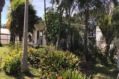 Photo of property in 48 Pukeoware Road, Waiuku, 2681